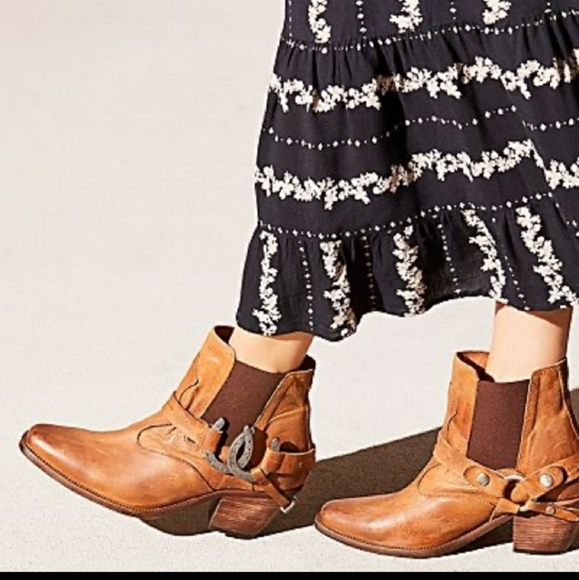 Lady luck leather booties - Picture 1 of 9